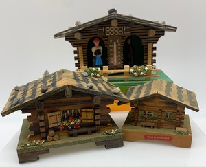 lot 111 image: Vintage Swiss Chalet Trinket Boxes with a German Weather House - QTY 3