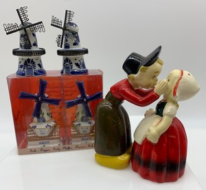 lot 114 image: VINTAGE Dutch Salt and Pepper Shakers Sets - QTY 3