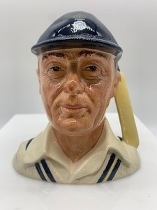 lot 277 image: Vintage ROYAL DOULTON The Hampshire Cricketer Figurine LE