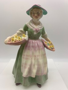 lot 282 image: Vintage ROYAL DOULTON Daffy Down Dilly Figurine