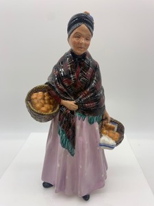 lot 284 image: Vintage ROYAL DOULTON The Orange Lady Figurine