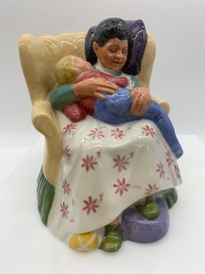 lot 299 image: Vintage ROYAL DOULTON Sweet Dreams Figurine