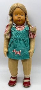 lot 3 image: Vintage German Kuck in die Welt KRAHMER Doll - Wood
