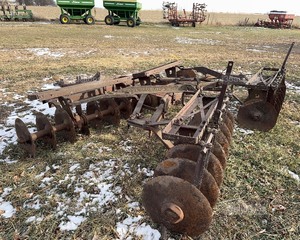 lot 67 image: 8 ft Disc pull type