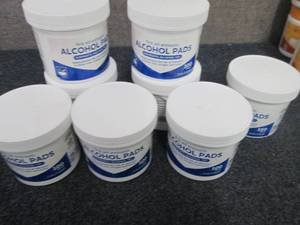8- 100ct Alcohol Pads...