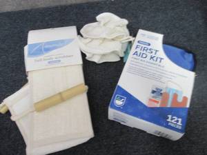 Body Scrubber, Spinge, First Aid Ki...