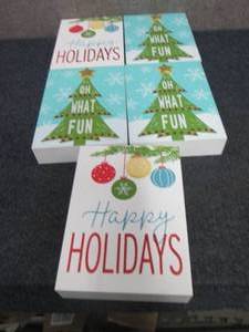 5 Holiday Dcor Items...