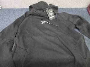 NWT Medium Gym Wolf Black Hooded Sw...