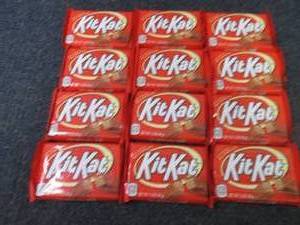 12- 1.5 oz KitKat Bars...