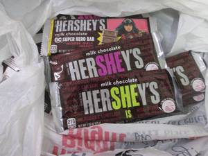 12 Hersheys ...