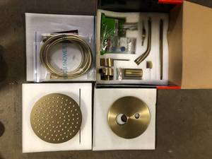 SUMERAIN Modern 1-Handle 1-Spray Shower Faucet 1.8 GPM with Hand Shower in Brushed Gold (Valve Included)Customer Returns See Pictures