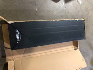Leaf Easy 45 in. x 48 in. Leaf Scoop Customer Returns See Pictures