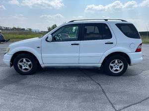 2000 Mercedes-Benz M-Class ML 320 - AWD