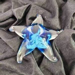 lot 70 image: Lot Two Glass Figurine Paperweights Dolphin And Starfish Blue