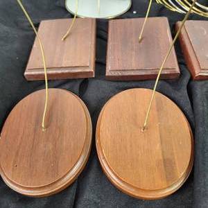 lot 168 image: Large Lot Of Display Pieces Eight Wooden Bases With Hooks And More