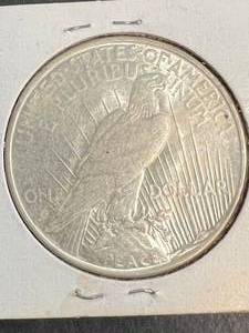 1922-D US PEACE SILVER DOLLAR