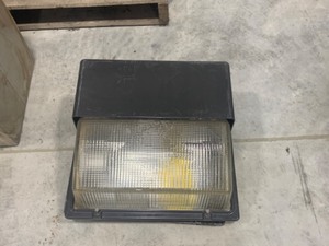 lot 209 image: 175 HID Wall Pack Light