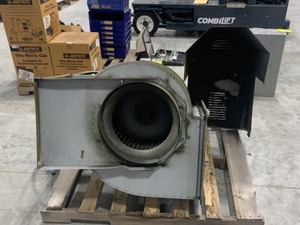 lot 194 image: Exhaust Fan