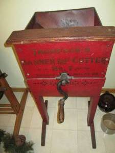 lot 1 image: Antique Wooden Thompsons Banner R...