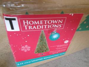 lot 114 image: 6ft Hometown Traditions lighted art...