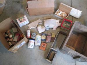 lot 66 image: Antique Wood crate box, can crusher...