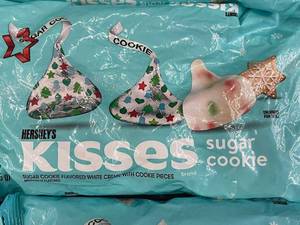 Hersheys Kisses Sugar Cookie Flavored Creme with Cookie Pieces 18 oz (Lot of 6)