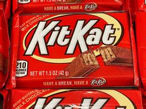 AS 2 - Lot of 12 Kit Kat Milk Chocolate Bars 1.5 oz