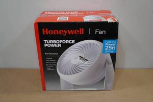 lot 35 image: Honeywell Turboforce Power Fan