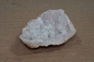 lot 101 image: Crystal Geode Quartz