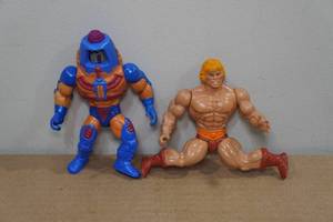 lot 110 image: Vintage MOTU He-Man Master of the Universe Action Figures