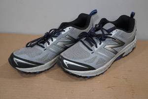 lot 145 image: Mens New Balance Shoes -Size 12