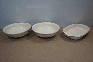 lot 171 image: Pfaltzgraff Remembrance Serving Dishes