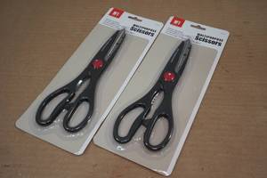 lot 195 image: 2 Pairs of Multipurpose Scissors