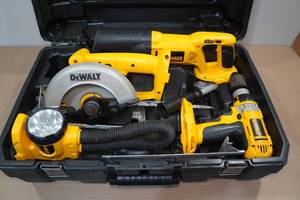 lot 231 image: 4-Piece DeWalt Tool Set -Tools Only