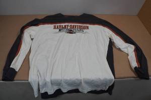 lot 233 image: Harley Davidson Long Sleeve Shirt -XL