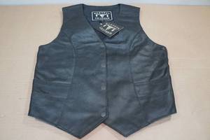 lot 245 image: Barney Leather Vest -Medium