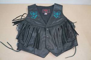 lot 247 image: Womens Leather Vest -Medium
