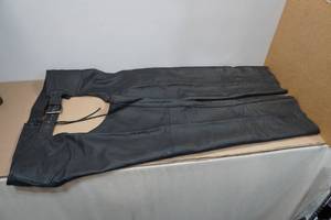 lot 257 image: Harley Davidson Leather Chaps -3XL