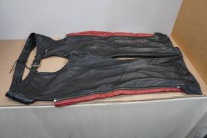 lot 259 image: Harley Davidson Leather Chaps -1W