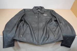 lot 262 image: Victory Motorcycles Leather Jacket -Large