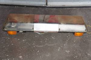 lot 272 image: Street Hawk Light Bar