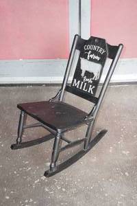 lot 275 image: Rocking Chair