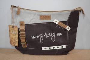 lot 294 image: Sixtease Souffle Shoulder Bag
