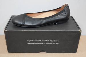 lot 301 image: Vionic Womens Bella Flats -Size 9.5