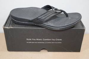 lot 303 image: Vionic Womens Aloe Sandals -Size 10