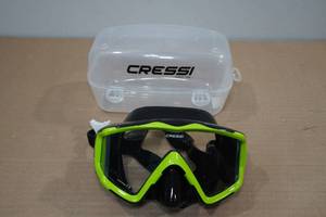 lot 319 image: Cressi Pano 3 Mask -GreenBlack