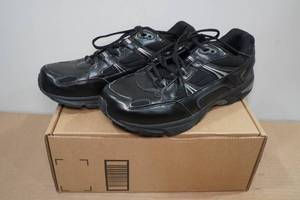 lot 330 image: Vionic Mens Walking Shoes -Size 11.5