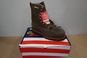 lot 331 image: Thorogood 1957 Series 8 Moc Toe Work Boots -Size 13