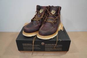 lot 335 image: Irish Setter Mens 6 Ashby Work Boots -Size 9.5EE