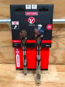 lot 29 image: Craftsman V-Series Ratchet 38 & 12 Inch Drive Model # CMMT86503V 08012418